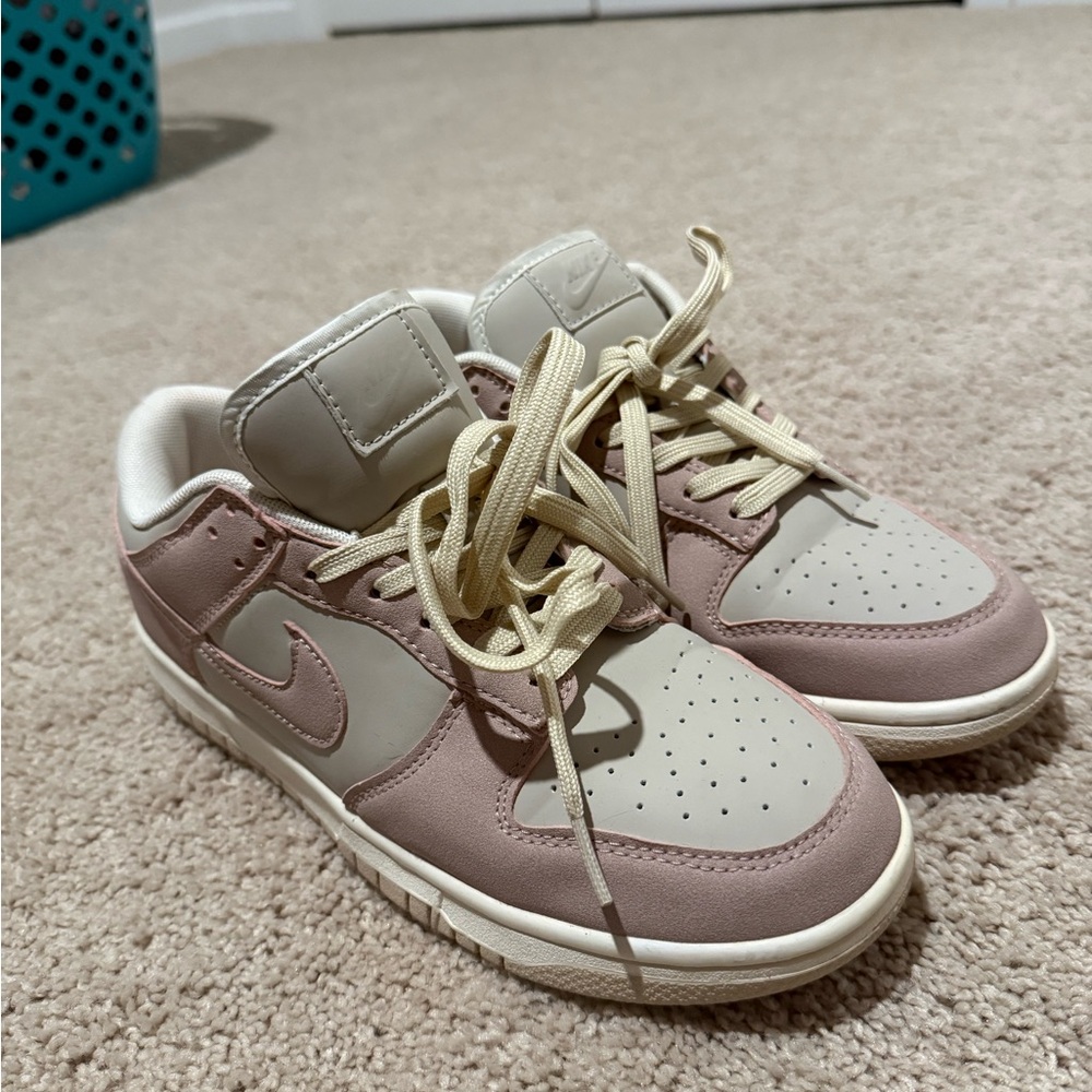 “Nike” Low-Top Sneakers in Cream and Dusty Pink